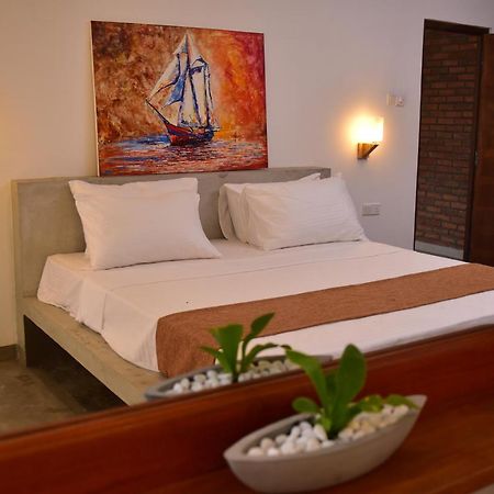 Lily Holiday Apartments Hikkaduwa Exterior foto